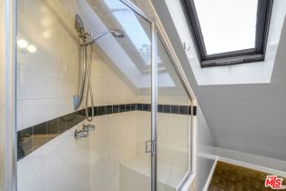 Residential Income, 1332 10th st, Santa Monica, CA 90401 - 22