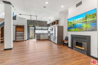 Condominium, 815 Hampton dr, Venice, CA 90291 - 2