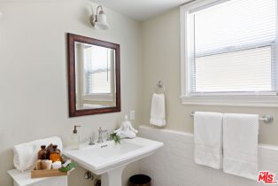 Single Family Residence, 210 Naomi st, Burbank, CA 91505 - 40