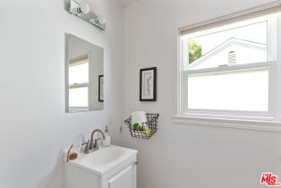 Single Family Residence, 210 Naomi st, Burbank, CA 91505 - 22