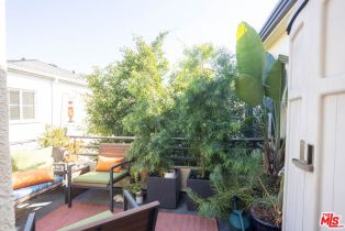 Residential Income, 305 Reeves dr, Beverly Hills, CA 90212 - 12