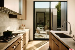 Condominium, 8899 Beverly blvd, West Hollywood , CA 90048 - 11