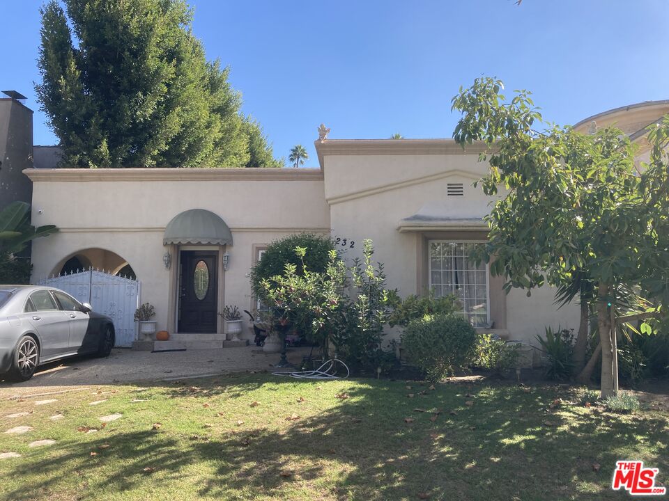 , 232 Maple dr, Beverly Hills, CA 90212 - 1