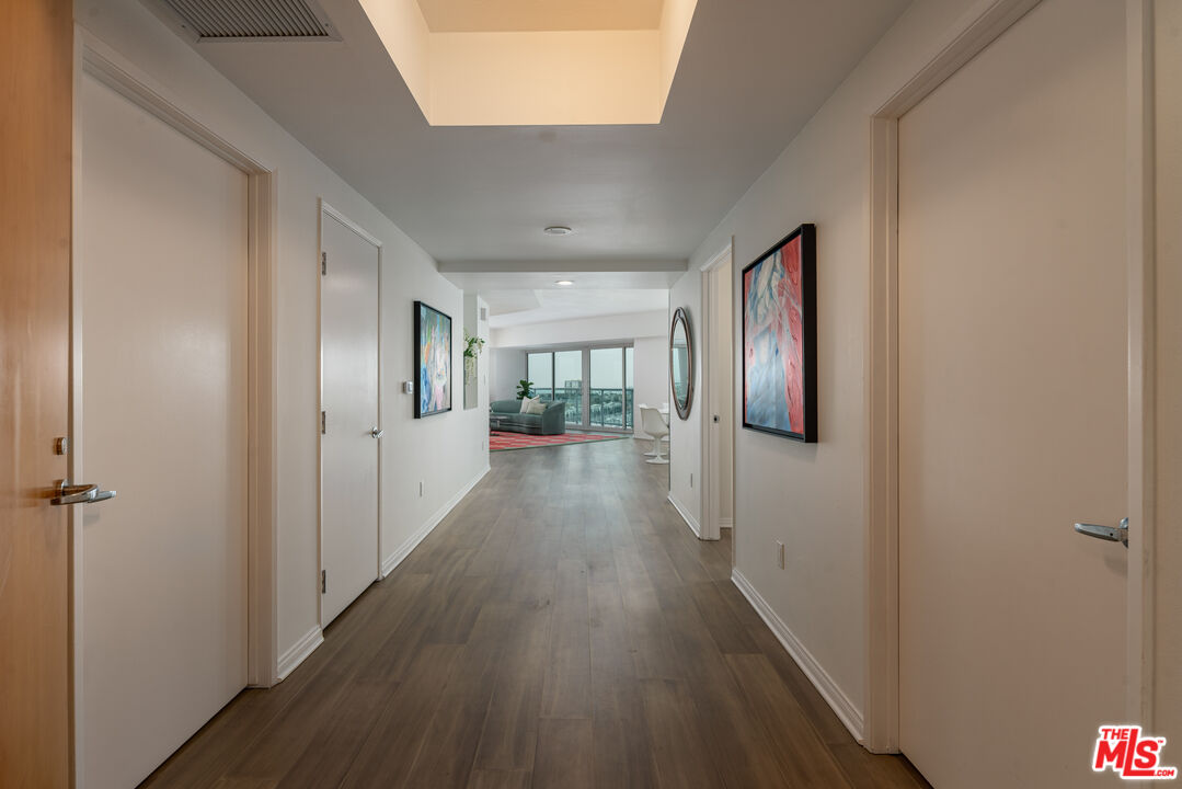 Condominium, 13600 Marina Pointe dr, Marina Del Rey, CA 90292 - 1