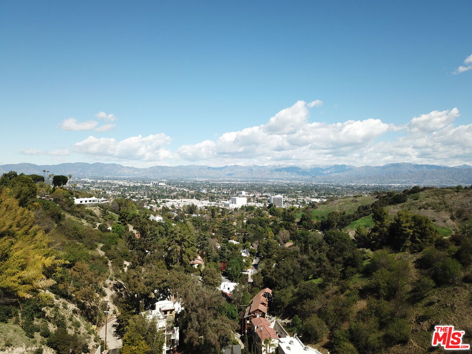 , 3905 Hopevale dr, Sherman Oaks, CA 91403 - 1