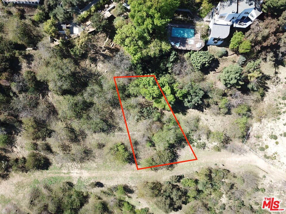 , 3895 Hopevale dr, Sherman Oaks, CA 91403 - 1