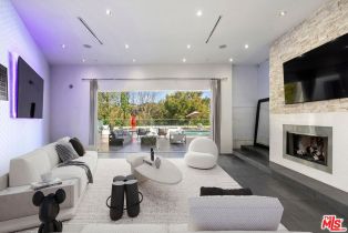 , 2666 Hutton dr, Beverly Hills, CA 90210 - 2