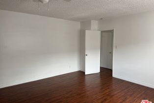 Apartment, 4555 Sylmar ave, Sherman Oaks, CA 91423 - 10