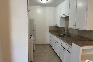 Apartment, 4555 Sylmar ave, Sherman Oaks, CA 91423 - 4