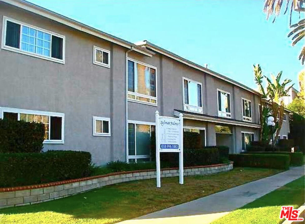 Apartment, 4555 Sylmar ave, Sherman Oaks, CA 91423 - 1
