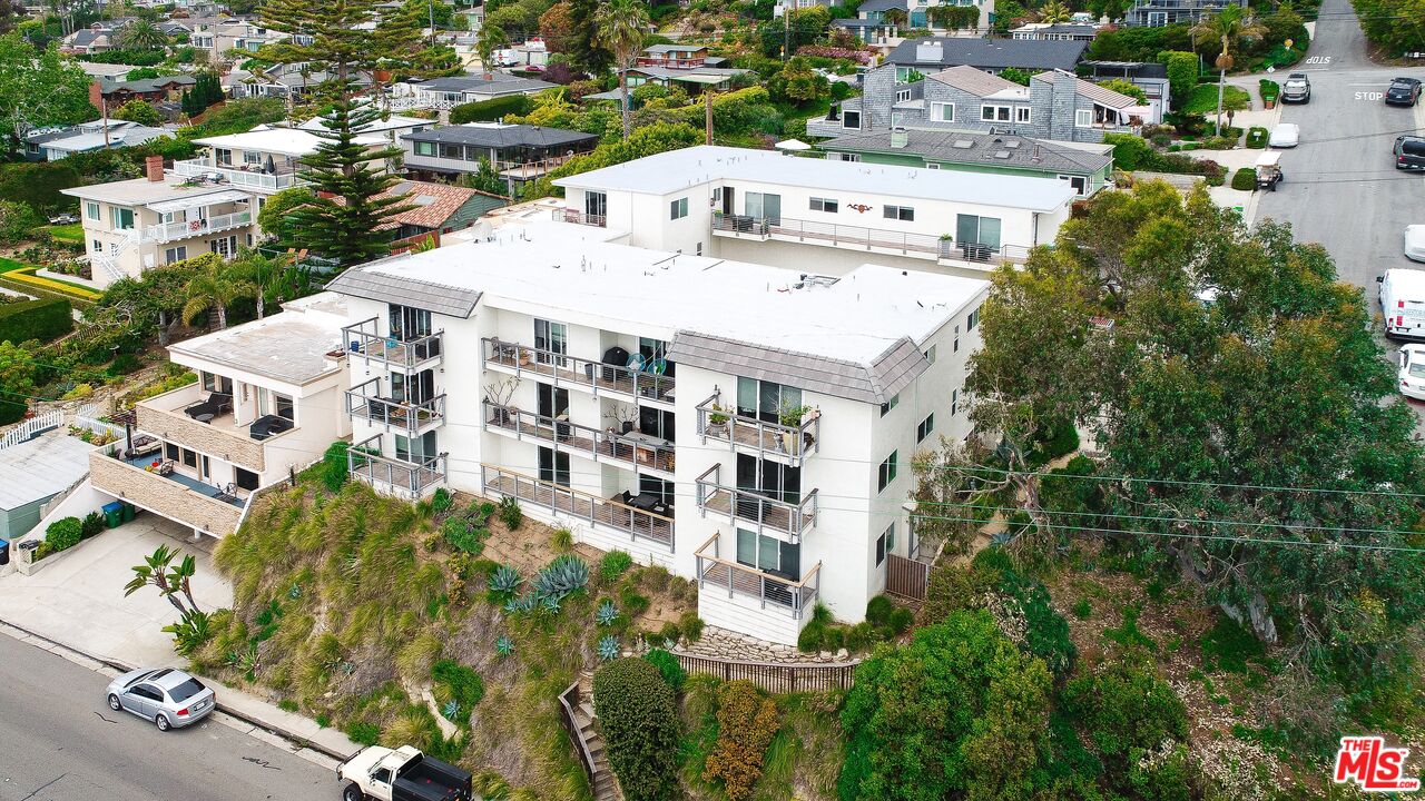 Residential Income, 222 Arch st, Laguna Beach, CA 92651 - 1