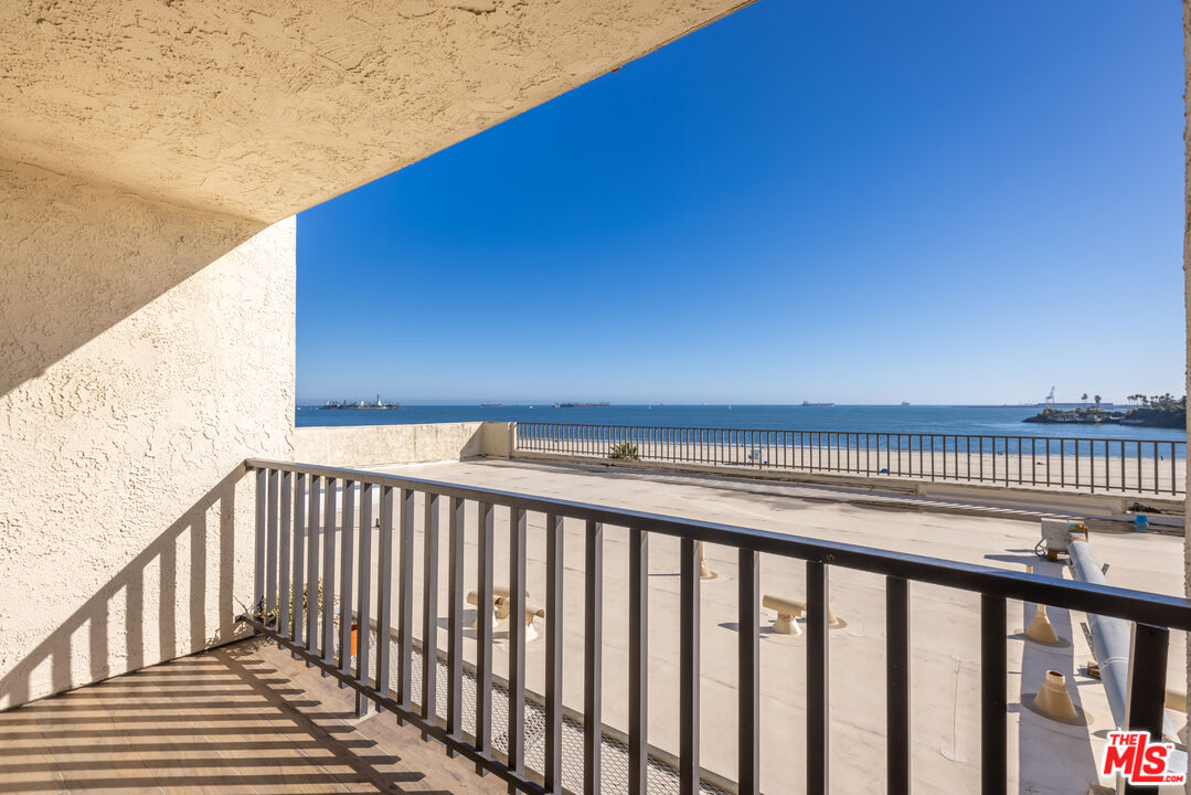 Condominium, 1140 Ocean blvd, Long Beach, CA 90802 - 1