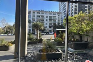 , 10701 Wilshire blvd, Westwood, CA 90024 - 14