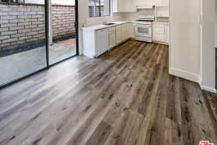 Condominium, 700 La Veta ave, Orange, CA 92868 - 12