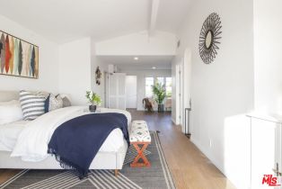 Single Family Residence, 905 Berkeley st, Santa Monica, CA 90403 - 13