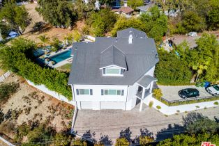 Single Family Residence, 19633 Wells dr, Tarzana, CA 91356 - 37