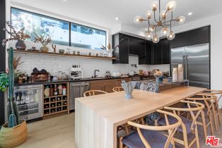 Condominium, 1927 18th st, Santa Monica, CA 90404 - 5