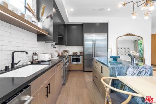 Condominium, 1927 18th st, Santa Monica, CA 90404 - 7