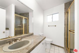 Condominium, 222 7th st, Santa Monica, CA 90402 - 20