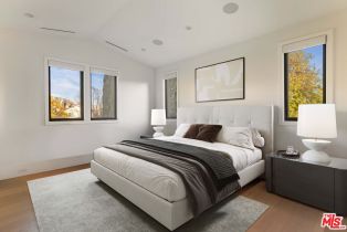 Single Family Residence, 4533 Gentry ave, Studio City, CA 91607 - 23