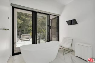 , 2044 Benedict Canyon dr, Beverly Hills, CA 90210 - 25