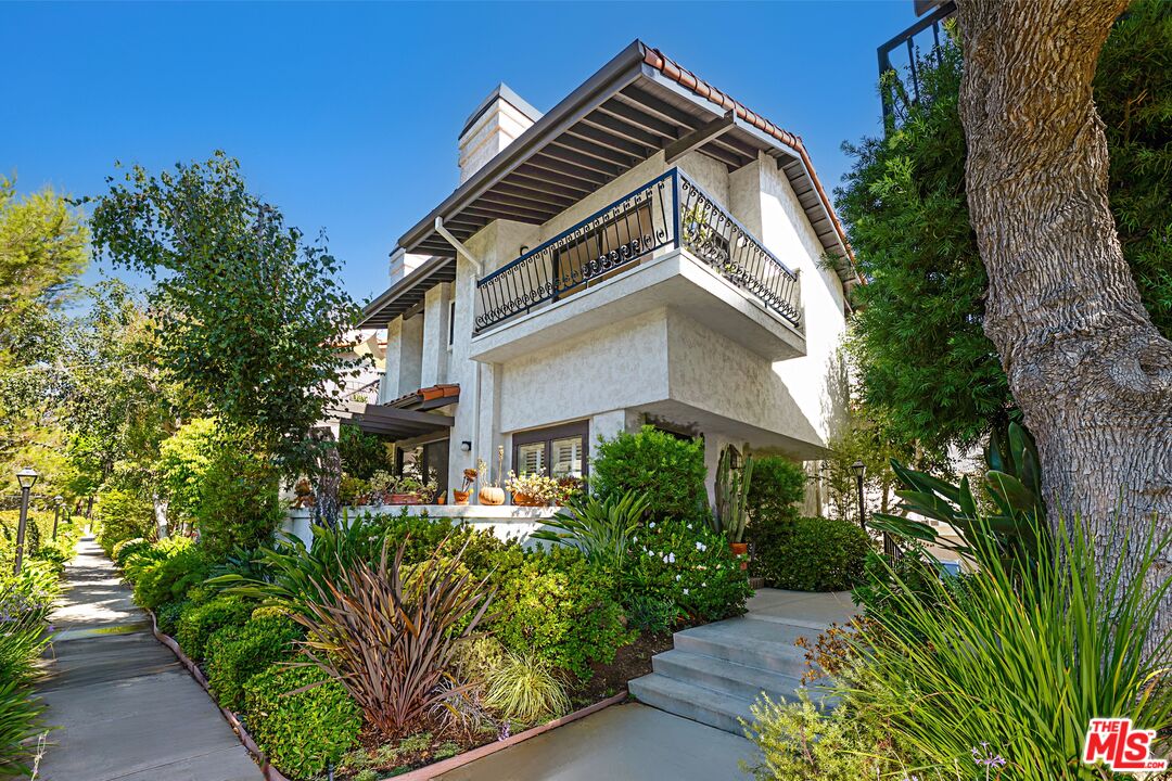 Condominium, 1476 Palisades dr, Pacific Palisades, CA 90272 - 1