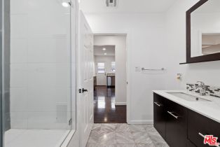 Single Family Residence, 2170 Linnington ave, Westwood, CA 90025 - 12