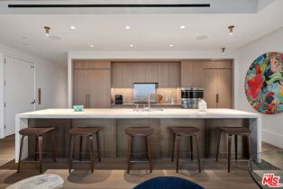 Condominium, 8420 Sunset blvd, West Hollywood , CA 90069 - 12