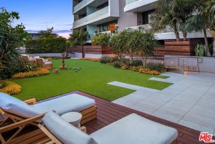 Condominium, 8420 Sunset blvd, West Hollywood , CA 90069 - 37