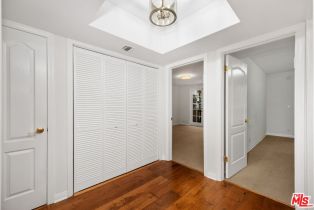 Condominium, 10555 Ashton ave, Westwood, CA 90024 - 15