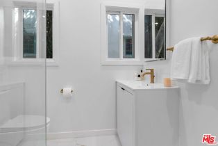 Single Family Residence, 8226 Fountain ave, West Hollywood , CA 90046 - 19