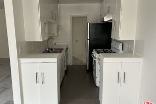 Apartment, 10655 Wilshire blvd, Wilshire Corridor, CA 90024 - 4