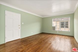 , 9222 Beverly blvd, Beverly Hills, CA 90210 - 4