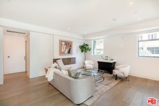 , 8600 Wilshire blvd, Beverly Hills, CA 90211 - 6