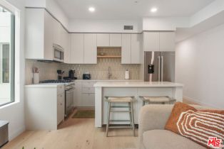 Apartment, 10310 Santa Monica blvd, Wilshire Corridor, CA 90025 - 5