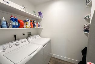 , 24125 Bessemer st, Woodland Hills, CA 91367 - 21