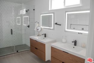 , 24125 Bessemer st, Woodland Hills, CA 91367 - 15