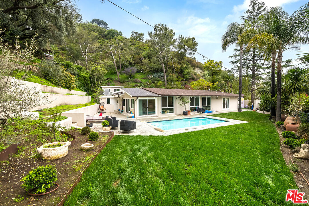 Single Family Residence, 1737 Beverly dr, Beverly Hills, CA 90210 - 1