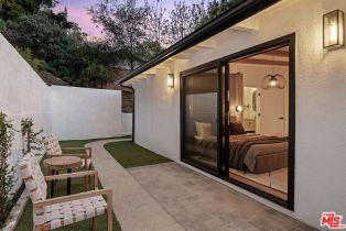 Single Family Residence, 3523 Clawson pl, Studio City, CA 91604 - 44