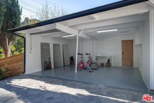 Single Family Residence, 3523 Clawson pl, Studio City, CA 91604 - 33