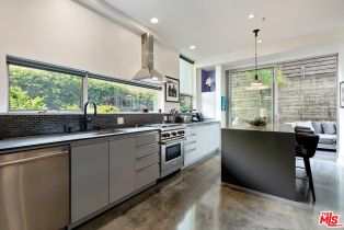 Condominium, 1137 Hacienda pl, West Hollywood , CA 90069 - 15