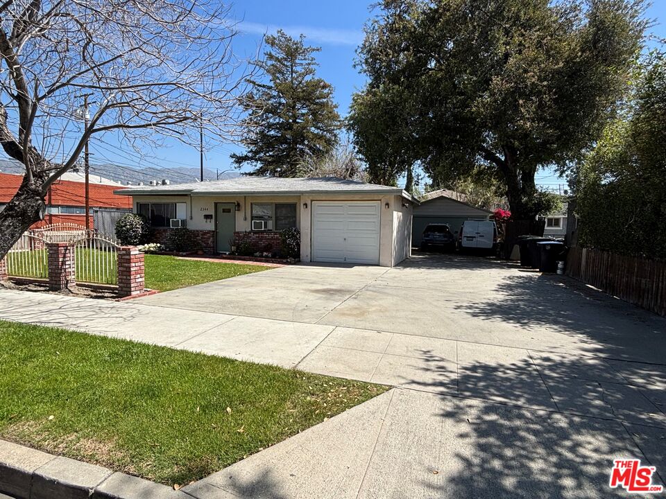 Residential Income, 2344 Fairview st, Burbank, CA 91504 - 1