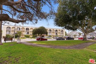 Condominium, 2311 4th st, Santa Monica, CA 90405 - 4