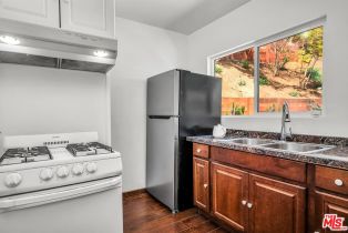 Single Family Residence, 9495 Gloaming dr, Beverly Hills, CA 90210 - 29