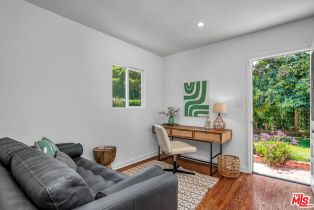 Single Family Residence, 9495 Gloaming dr, Beverly Hills, CA 90210 - 16