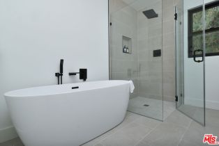 Single Family Residence, 15431 Milbank st, Encino, CA 91436 - 33