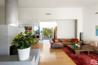 Single Family Residence, 817 ENCHANTED way, Pacific Palisades, CA 90272 - 2