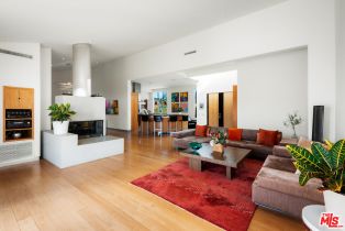 Single Family Residence, 817 ENCHANTED way, Pacific Palisades, CA 90272 - 7