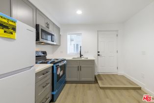 Residential Income, 1824 10th st, Santa Monica, CA 90404 - 14