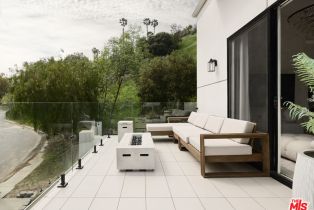 Single Family Residence, 4967 Llano dr, Woodland Hills, CA 91364 - 5